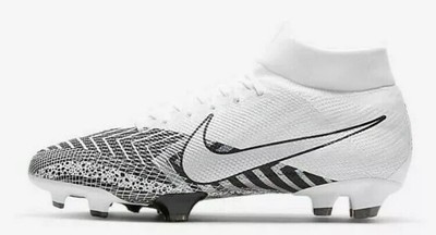 mens soccer cleats size 9.5